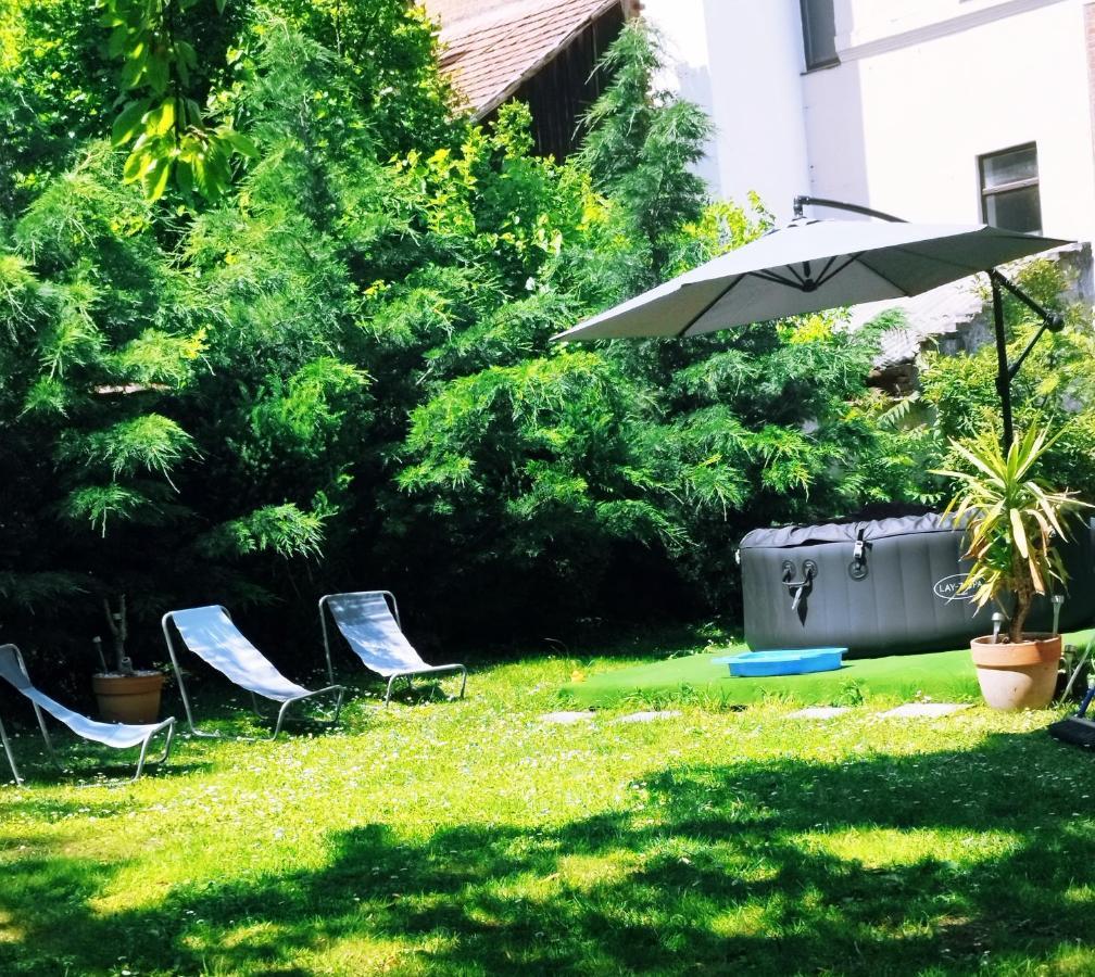 Rakoczi Guesthouse มิชโคลซ์ ภายนอก รูปภาพ