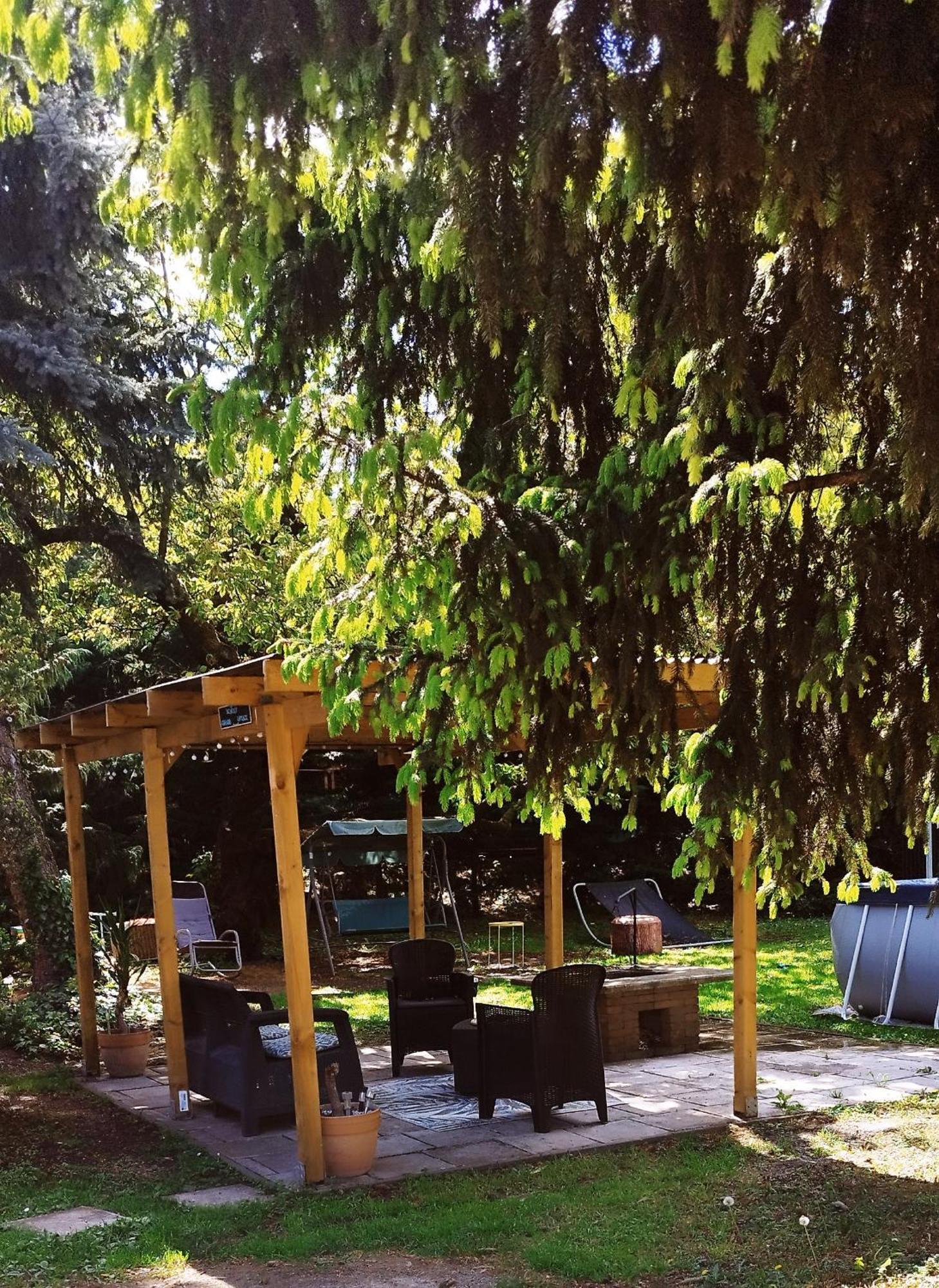 Rakoczi Guesthouse มิชโคลซ์ ภายนอก รูปภาพ