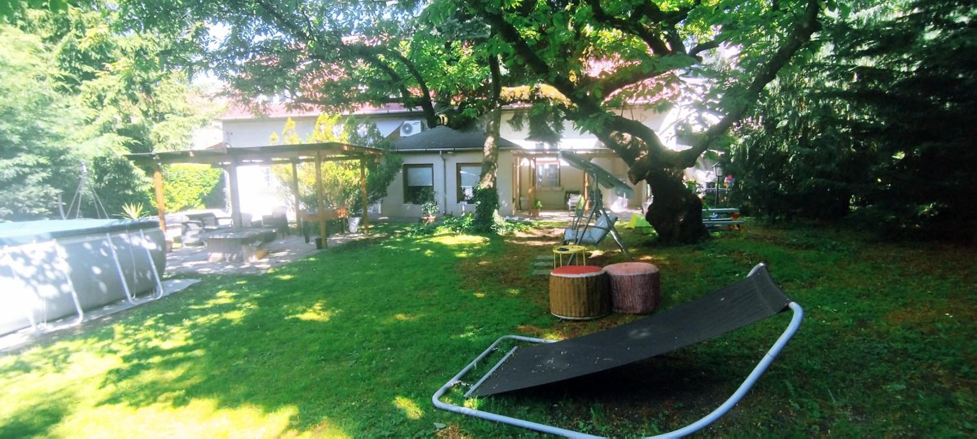 Rakoczi Guesthouse มิชโคลซ์ ภายนอก รูปภาพ